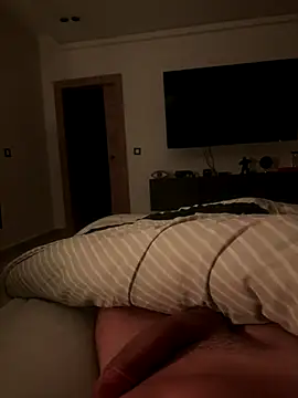 cagoulegrosse online show from 01-06-26, 10:01