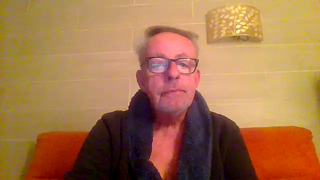 tuggy59 online show from 02-15-26, 05:37