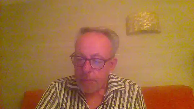 tuggy59 online show from 05-04-26, 04:41