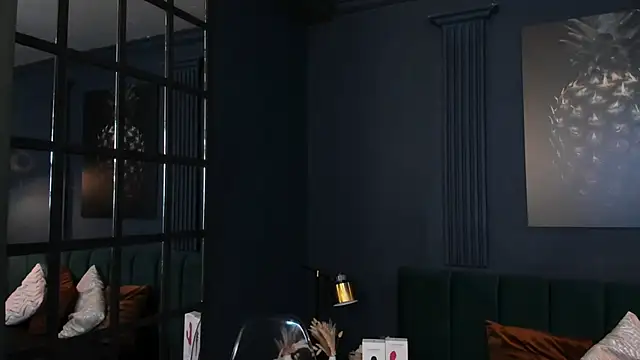 Snapshot of taylor_bennet chatting on 03-11-25, 12:17 taylor bennet online show from 03-11-25, 12:17