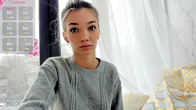 Snapshot of Sassy_Teen chatting on 03-13-25, 09:43 Sassy Teen online show from 03-13-25, 09:43