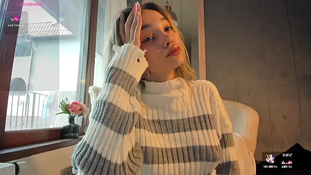 Snapshot of Sassy_Teen chatting on 10-01-25, 08:42 Sassy Teen online show from 10-01-25, 08:42