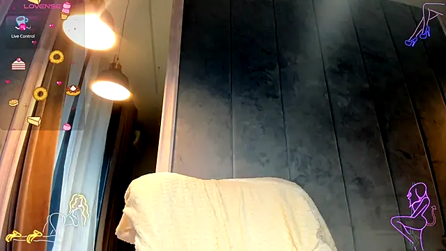 Snapshot of Sassy_Teen chatting on 11-08-25, 09:31 Sassy Teen online show from 11-08-25, 09:31