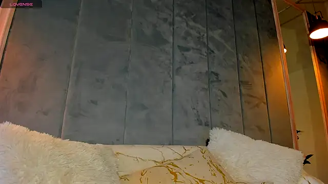 Snapshot of Sassy_Teen chatting on 11-24-25, 08:47 Sassy Teen online show from 11-24-25, 08:47