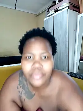 Snapshot of Real1SweetQueen chatting on 01-30-25, 03:29 Real1SweetQueen online show from 01-30-25, 03:29