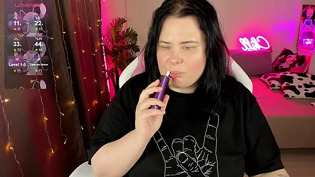 Akemi BBW online show from 11-17-25, 05:52