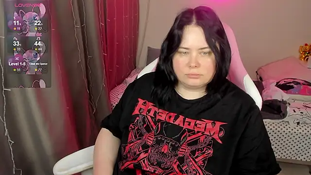 Akemi BBW online show from 03-21-26, 07:46