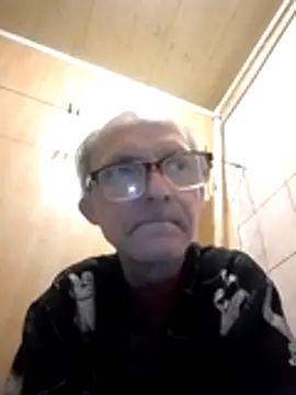 Snapshot of oksana722 chatting on 10-25-25, 06:21 oksana722 online show from 10-25-25, 06:21