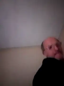 Snapshot of oksana722 chatting on 11-15-25, 06:11 oksana722 online show from 11-15-25, 06:11