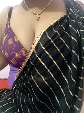 Snapshot of sexytelugu27 chatting on 02-13-25, 07:56 sexytelugu27 online show from 02-13-25, 07:56