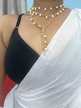 Snapshot of sexytelugu27 chatting on 09-22-25, 04:53 sexytelugu27 online show from 09-22-25, 04:53