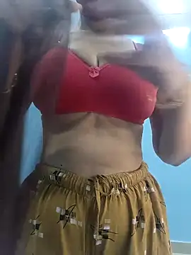 Snapshot of sexytelugu27 chatting on 10-28-25, 03:32 sexytelugu27 online show from 10-28-25, 03:32