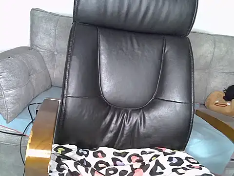 Snapshot of bebygirl143s chatting on 02-16-26, 07:54 bebygirl143s online show from 02-16-26, 07:54