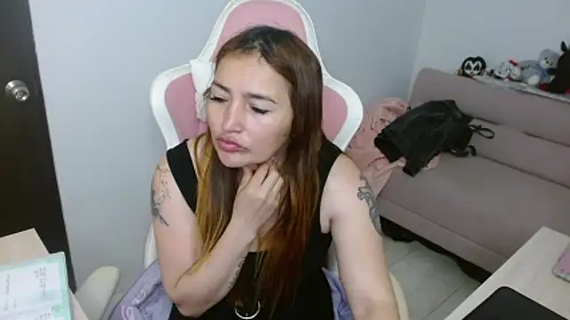 EVA GRAYS online show from 02-23-26, 09:12