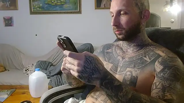 Snapshot of bobbybacala91 chatting on 09-28-25, 09:14 bobbybacala91 online show from 09-28-25, 09:14