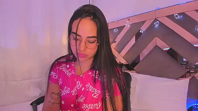 Snapshot of anniesweet02 chatting on 03-14-25, 01:48 anniesweet02 online show from 03-14-25, 01:48