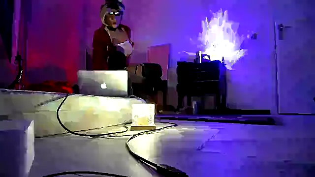 Snapshot of CharlotteVixxens chatting on 02-12-25, 09:22 CharlotteVixxens online show from 02-12-25, 09:22