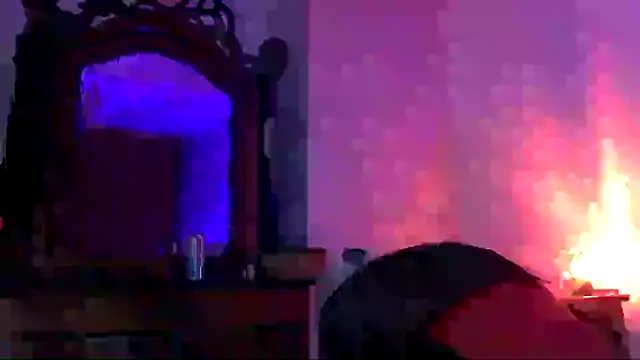 Snapshot of CharlotteVixxens chatting on 09-25-25, 12:14 CharlotteVixxens online show from 09-25-25, 12:14