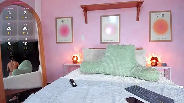 AliceBanks online show from 02-21-26, 11:00