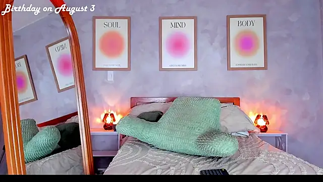 AliceBanks online show from 07-28-26, 02:13