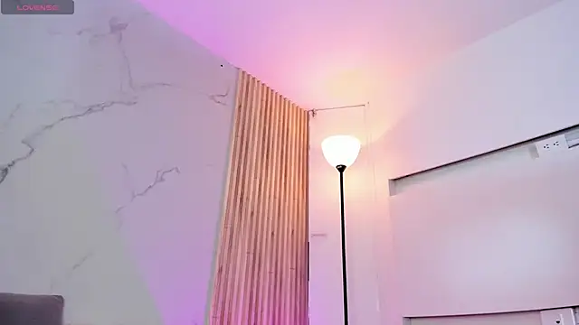 AdammClark1 online show from 12-12-24, 12:16