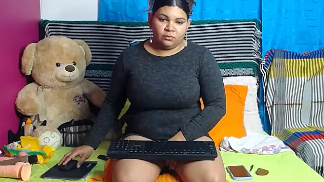 karolhot916 online show from 02-13-25, 11:15