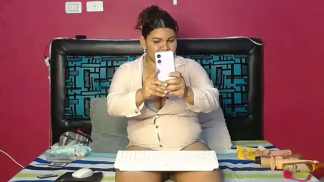 karolhot916 online show from 10-23-25, 12:10