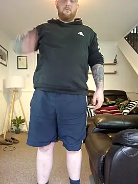 Snapshot of iang6348 chatting on 10-18-25, 03:02 iang6348 online show from 10-18-25, 03:02