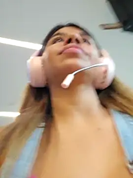 Snapshot of rajnar_ninaa chatting on 11-29-25, 10:24 rajnar ninaa online show from 11-29-25, 10:24