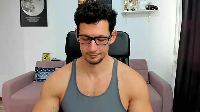 BrutusK08 online show from 12-04-25, 08:12