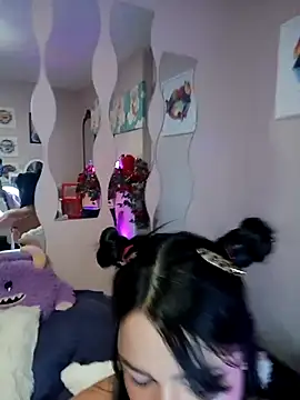 Snapshot of Lia_Roxx chatting on 03-21-25, 05:56 Lia Roxx online show from 03-21-25, 05:56