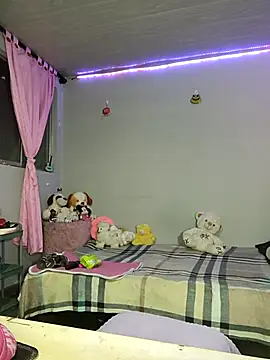 Snapshot of KATYGONZALEZ chatting on 02-22-25, 11:02 KATYGONZALEZ online show from 02-22-25, 11:02