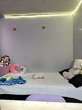 Snapshot of KATYGONZALEZ chatting on 03-15-25, 06:32 KATYGONZALEZ online show from 03-15-25, 06:32