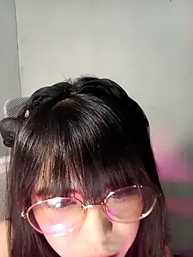 Snapshot of Chall_mee chatting on 02-28-26, 03:46 Chall mee online show from 02-28-26, 03:46