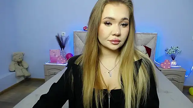 Snapshot of StacyYellig chatting on 01-24-25, 08:54 StacyYellig online show from 01-24-25, 08:54