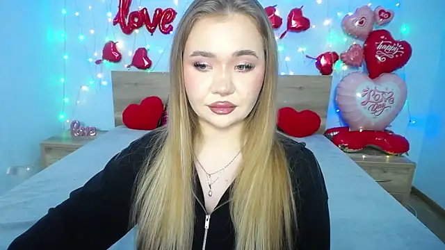 Snapshot of StacyYellig chatting on 02-08-25, 02:15 StacyYellig online show from 02-08-25, 02:15