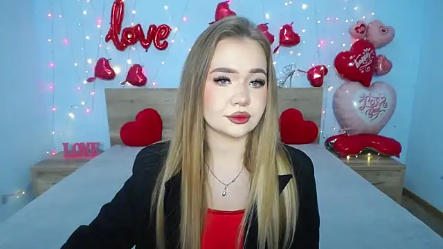 Snapshot of StacyYellig chatting on 02-15-25, 12:15 StacyYellig online show from 02-15-25, 12:15