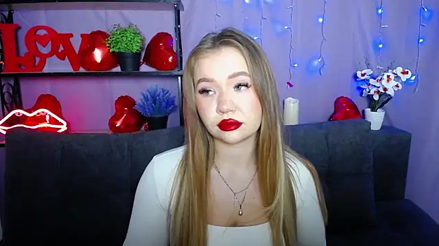 Snapshot of StacyYellig chatting on 03-07-25, 06:57 StacyYellig online show from 03-07-25, 06:57