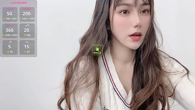 Snapshot of LIsha--170 chatting on 02-24-25, 08:17 LIsha--170 online show from 02-24-25, 08:17