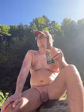 artXhibitor online show from 09-19-25, 01:23