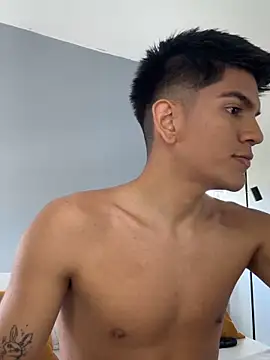 santiago 01 online show from 11-30-25, 04:00