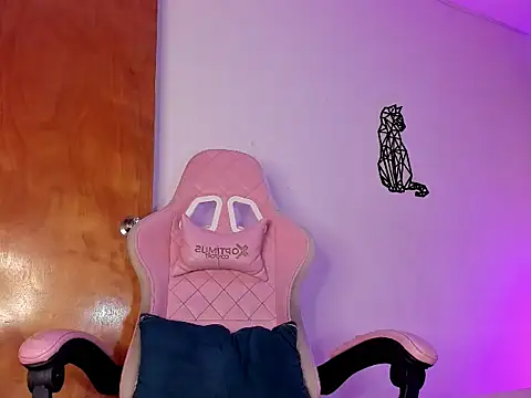 emily lady20 online show from 11-14-25, 05:17