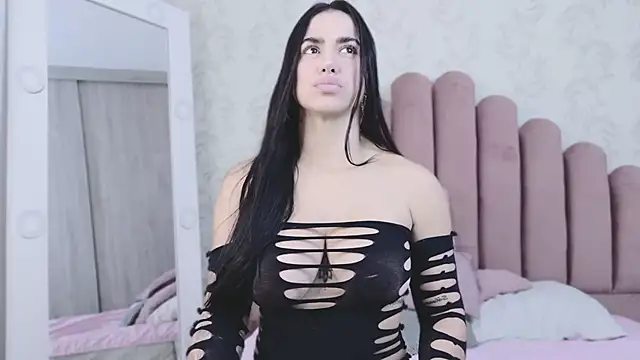 Bella Fior online show from 11-26-25, 08:32