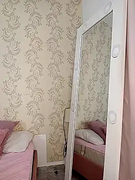 Bella Fior online show from 03-10-26, 04:45