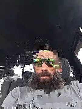 Snapshot of chillmfrs chatting on 09-13-25, 09:36 chillmfrs online show from 09-13-25, 09:36