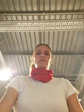 Snapshot of Katerina177 chatting on 10-28-25, 05:37 Katerina177 online show from 10-28-25, 05:37