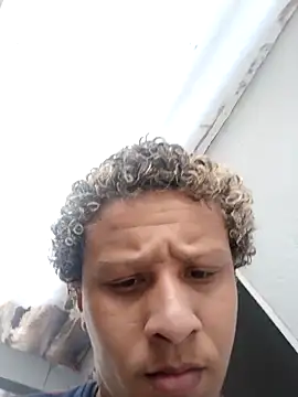 Snapshot of Nicolaskribeiro chatting on 11-14-25, 09:52 Nicolaskribeiro online show from 11-14-25, 09:52