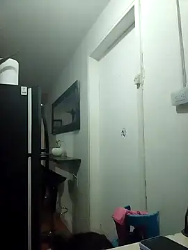 Cameron puppy online show from 10-27-25, 04:33