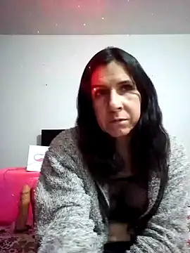 Cameron puppy online show from 10-31-25, 07:31