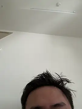 SkinniBoi online show from 05-16-26, 08:44